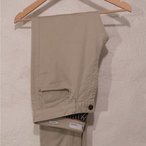 Zara Skinny Fit Khaki Pants
